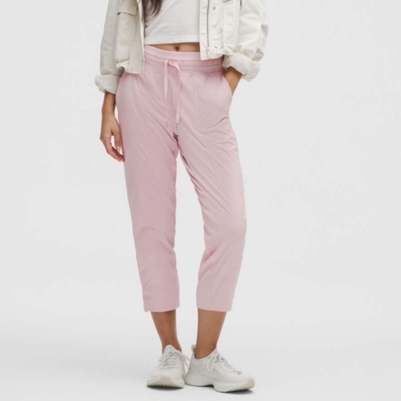 lululemon athletica Pants - Lululemon Dance Studio Pant Crop Pink Haze Size 6 New